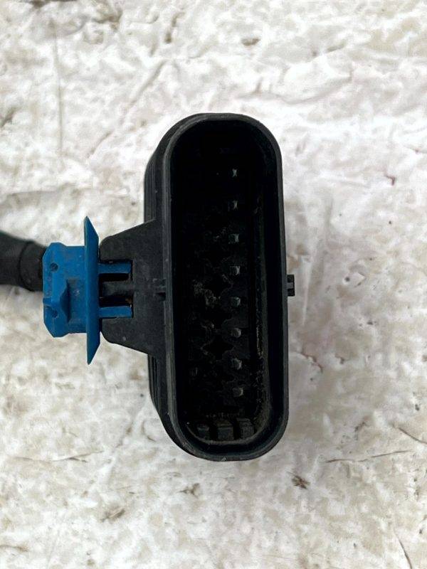 Mercedes C E Class W205 W213 Parking Sensor Plug Connector A0001534524 Genuine 6 Mercedes C E Class W205 W213 Parking Sensor Plug Connector A0001534524 Genuine 178527725546 7