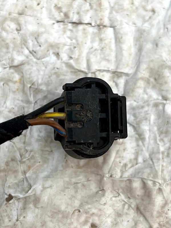 Mercedes C E S Class PDC Sensor Wire Harness Plug Connector A0005450329 Genuine 5 Mercedes C E S Class PDC Sensor Wire Harness Plug Connector A0005450329 Genuine 178447712166 6