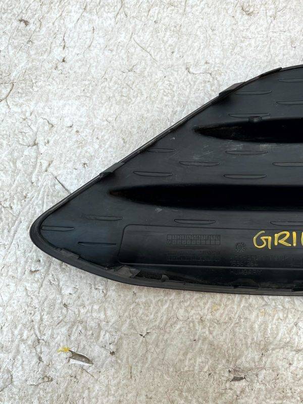 Mercedes CLA C118 Front Bumper Left PDC Grille 2019 TO 2024 A1188854301 Genuine 6 Mercedes CLA C118 Front Bumper Left PDC Grille 2019 TO 2024 A1188854301 Genuine 178236977686 7