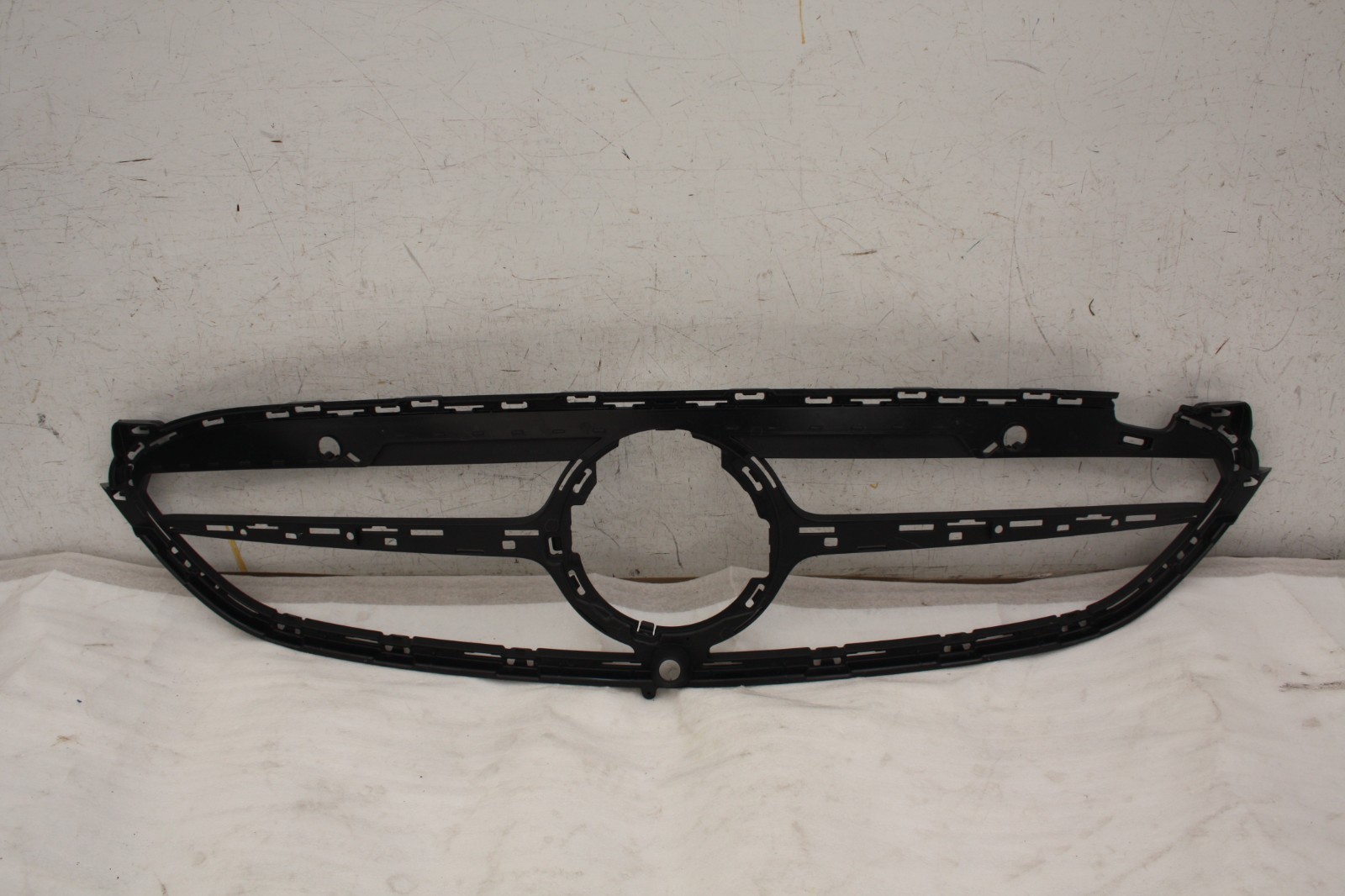 Mercedes CLE C236 Front Bumper Grill 2023 ON A2368880800 Genuine