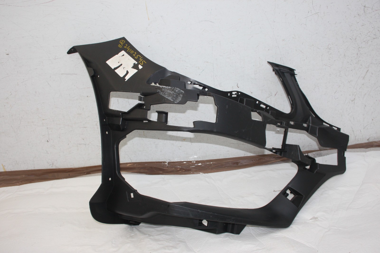 Mercedes E Class C207 AMG Front Bumper Right Bracket A2078852065 Genuine