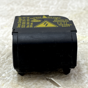 Mercedes E Class W211 Xenon HID Headlight Ballast Ignitor 5DD008319-10 Genuine - Image 3