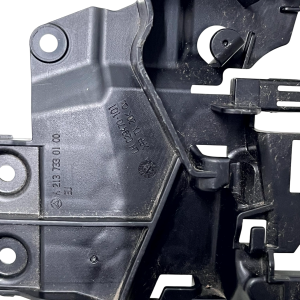 Mercedes E Class W213 Rear Left Door Lock Bracket 2017-2020 A2137330100 Genuine - Image 4