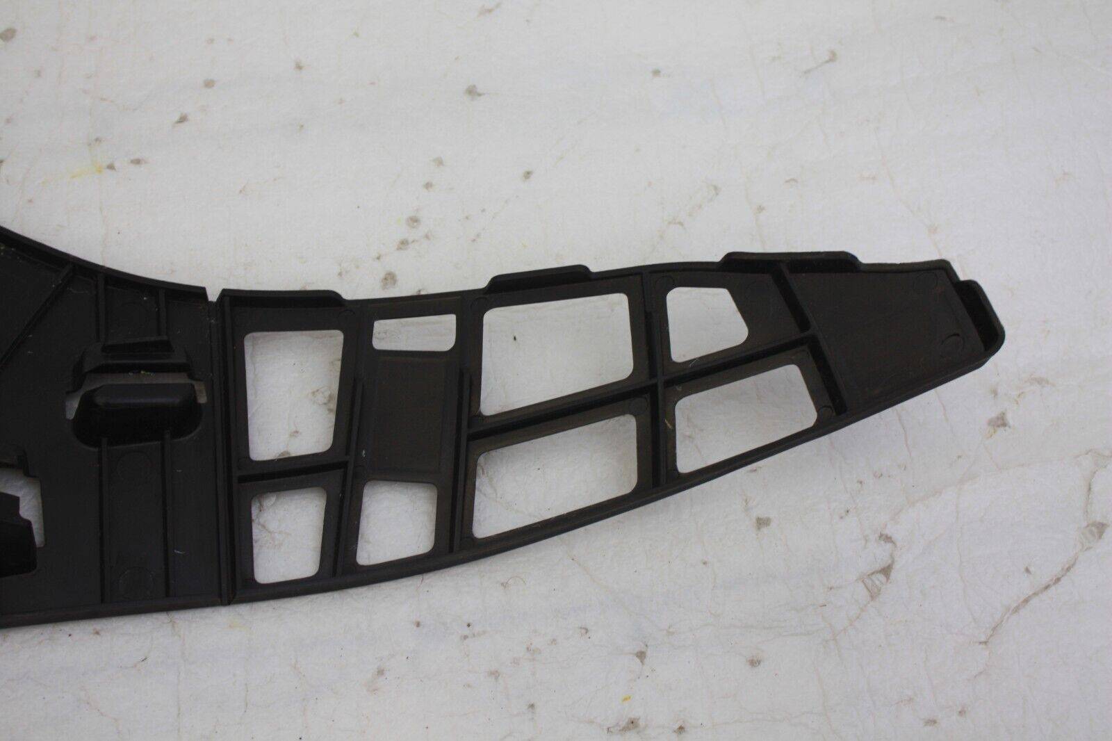 Mercedes-GLA-X156-Front-Bumper-Left-Bracket-A1588858300-Genuine-176429655506-9