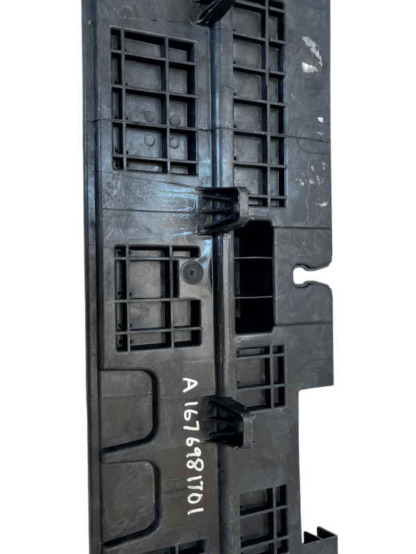 Mercedes GLE W167 Front Left Side Skirt Support Bracket 2019 TO 2023 A1676981701 178510116886 4