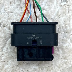 Mercedes S-Class W223 Rear Bumper Wiring Loom Plug Connector A0005458939 Genuine - Image 3