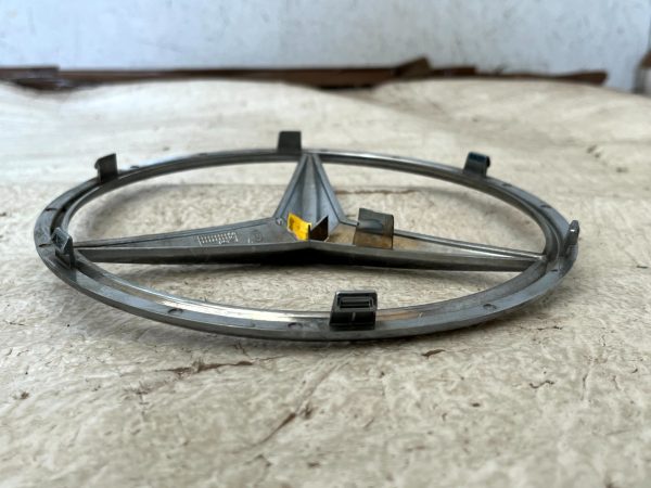 Mercedes Sprinter GLC GLE GLS Front Bumper Emblem Badge Logo A0008172116 Genuine 6 Mercedes Sprinter GLC GLE GLS Front Bumper Emblem Badge Logo A0008172116 Genuine 178530242146 7