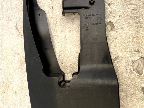 Mercedes Sprinter W906 Front Left Mud Flap Guard 2006-2017 A9068820004 Genuine 2 Mercedes Sprinter W906 Front Left Mud Flap Guard 2006 2017 A9068820004 Genuine 178507815496 3