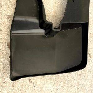 Mercedes Sprinter W906 Front Left Mud Flap Guard 2006-2017 A9068820004 Genuine 17 Mercedes Sprinter W906 Front Left Mud Flap Guard 2006-2017 A9068820004 Genuine - Image 8