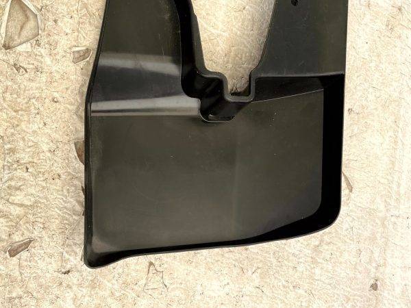 Mercedes Sprinter W906 Front Left Mud Flap Guard 2006-2017 A9068820004 Genuine 7 Mercedes Sprinter W906 Front Left Mud Flap Guard 2006 2017 A9068820004 Genuine 178507815496 8