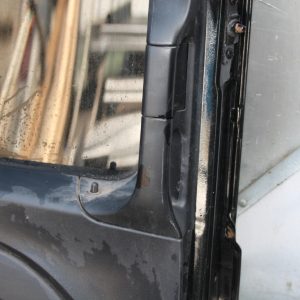 Mercedes V Class W447 Left Sliding Door Glass Only *DAMAGED* - Image 11
