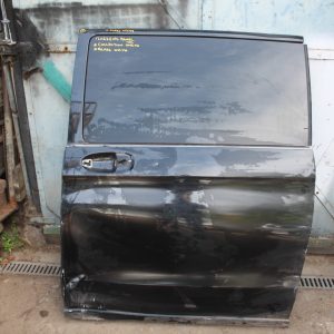 Mercedes V Class W447 Left Sliding Door Glass Only *DAMAGED* - Image 1