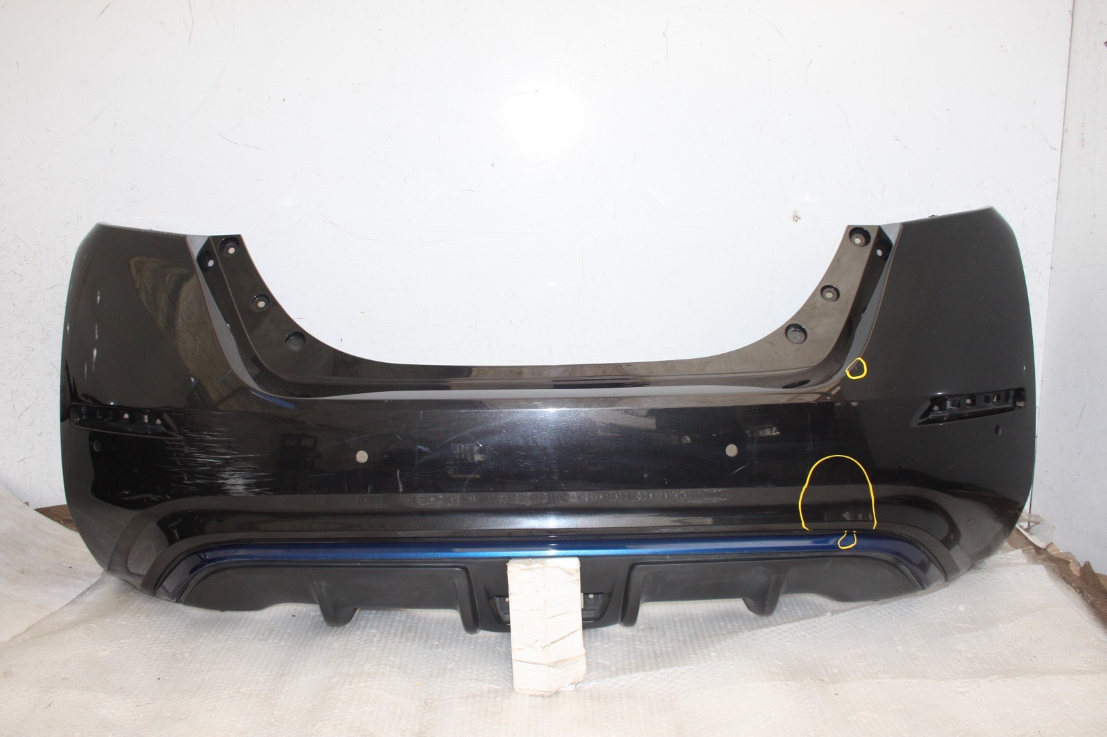 Nissan Leaf Rear Bumper 2018 ON 85022-5SH0H Genuine *DAMAGED*