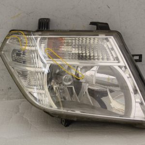 Nissan Navara Right Side Headlight 2010-2015 26010-5X00B Genuine *LENS DAMAGED*