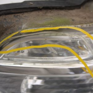 Nissan Navara Right Side Headlight 2010-2015 26010-5X00B Genuine *LENS DAMAGED* - Image 7