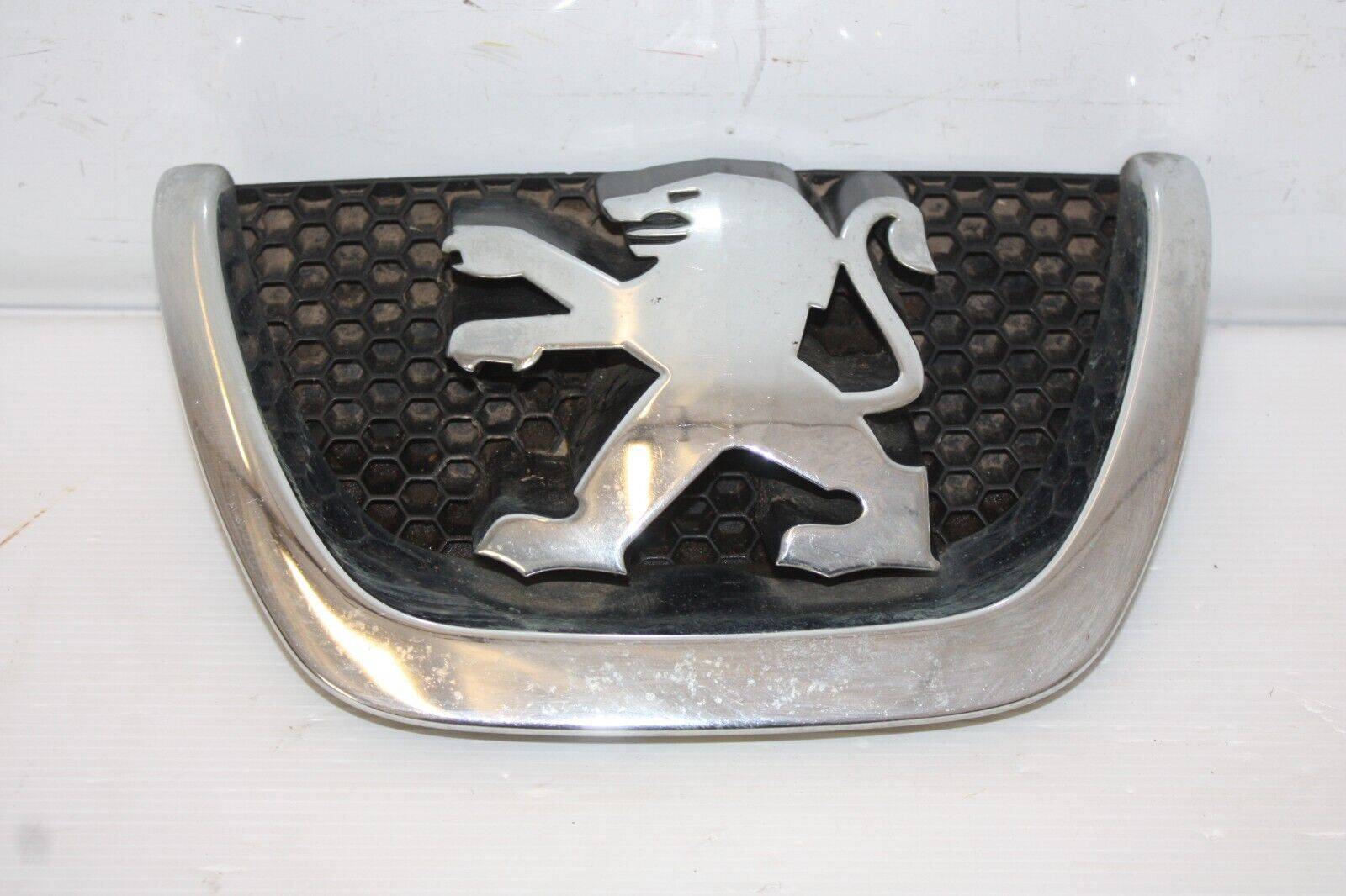 Peugeot-207-Front-Bumper-Badge-2006-TO-2009-49670480-Genuine-175497858196