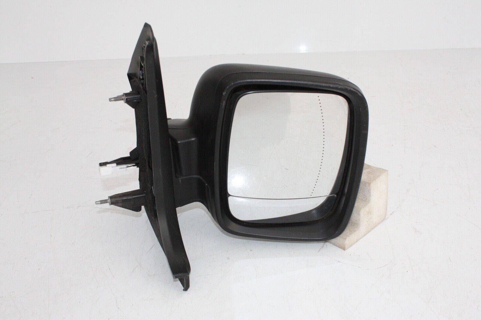 RENAULT-TRAFIC-RIGHT-SIDE-WING-MIRROR-2014-ON-175422229386