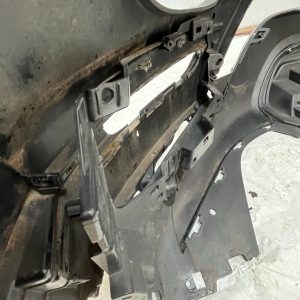 Range Rover Evoque Dynamic Front Bumper 2019 ONWARDS K8D2-17F775-BB Genuine - Image 6