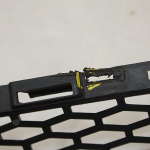 Range Rover Evoque Front Bumper Grill 2011-2015 GJ32-17K945-A Genuine *DAMAGED* - Image 6