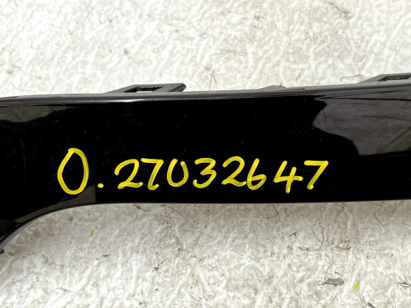 Range Rover Evoque L551 Front Bumper Right Trim 2019 ON K8D2 17E784 AB Genuine 178510567706 17