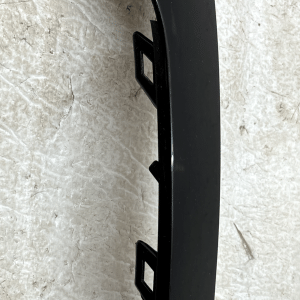 Range Rover Evoque L551 Front Bumper Right Trim 2019 ON K8D2-17E784-AB Genuine - Image 6