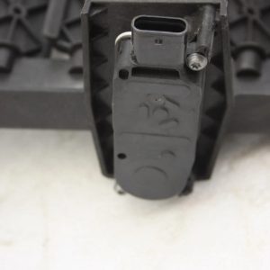 Range Rover Evoque L551 Front Shutter Grill 2018 ON K8D2-8A118-A Genuine - Image 6