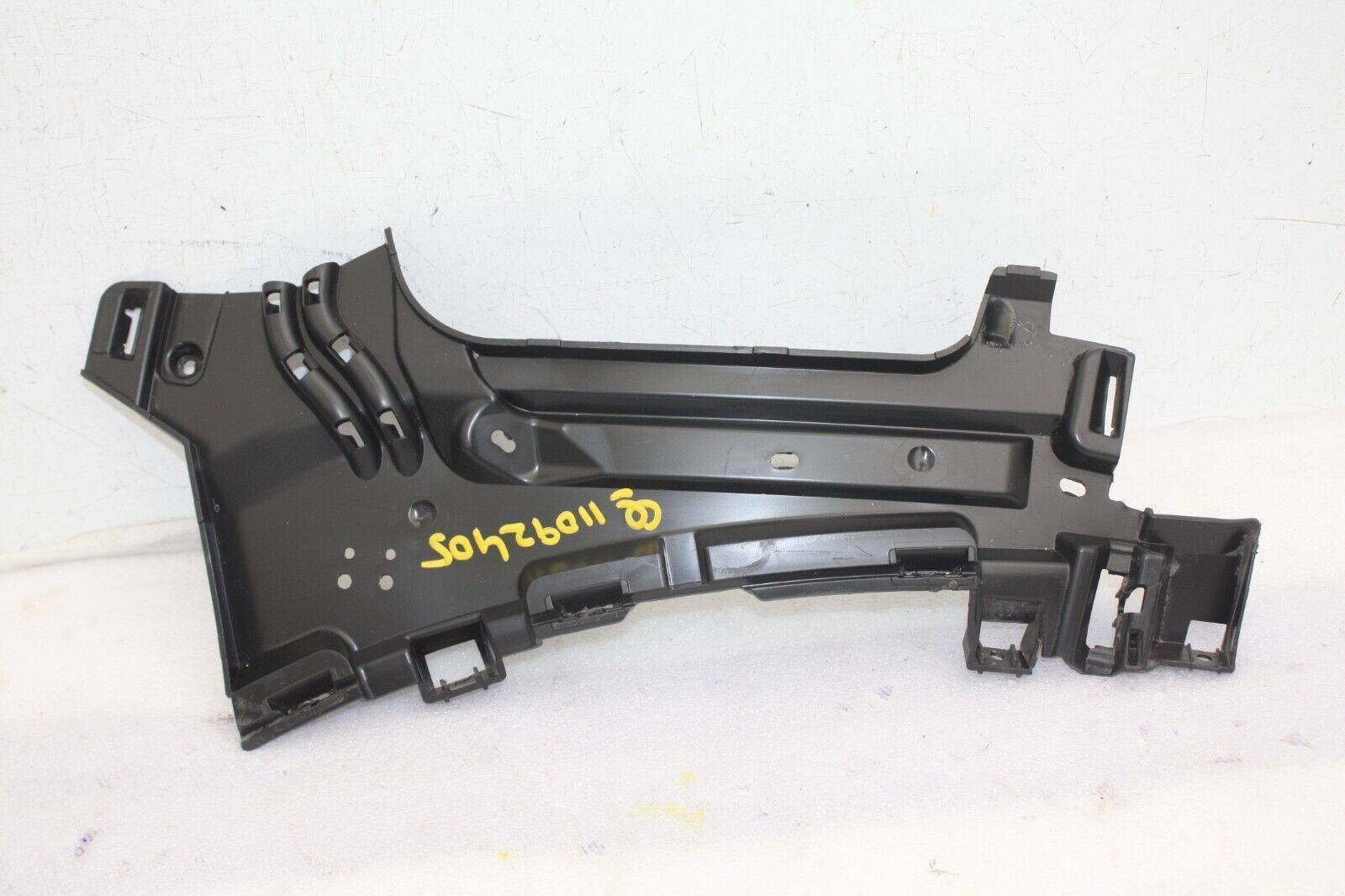 Range-Rover-Sport-Front-Bumper-Right-Bracket-2018-to-2022-N9X2-16A280-A-Genuine-176578112276