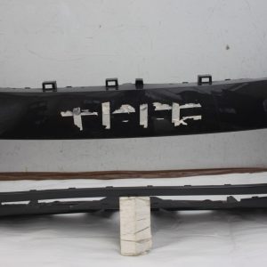 Range Rover Vogue L460 Front Bumper 2022 ON M8E2-17F003-A Genuine *DAMAGED* - Image 3