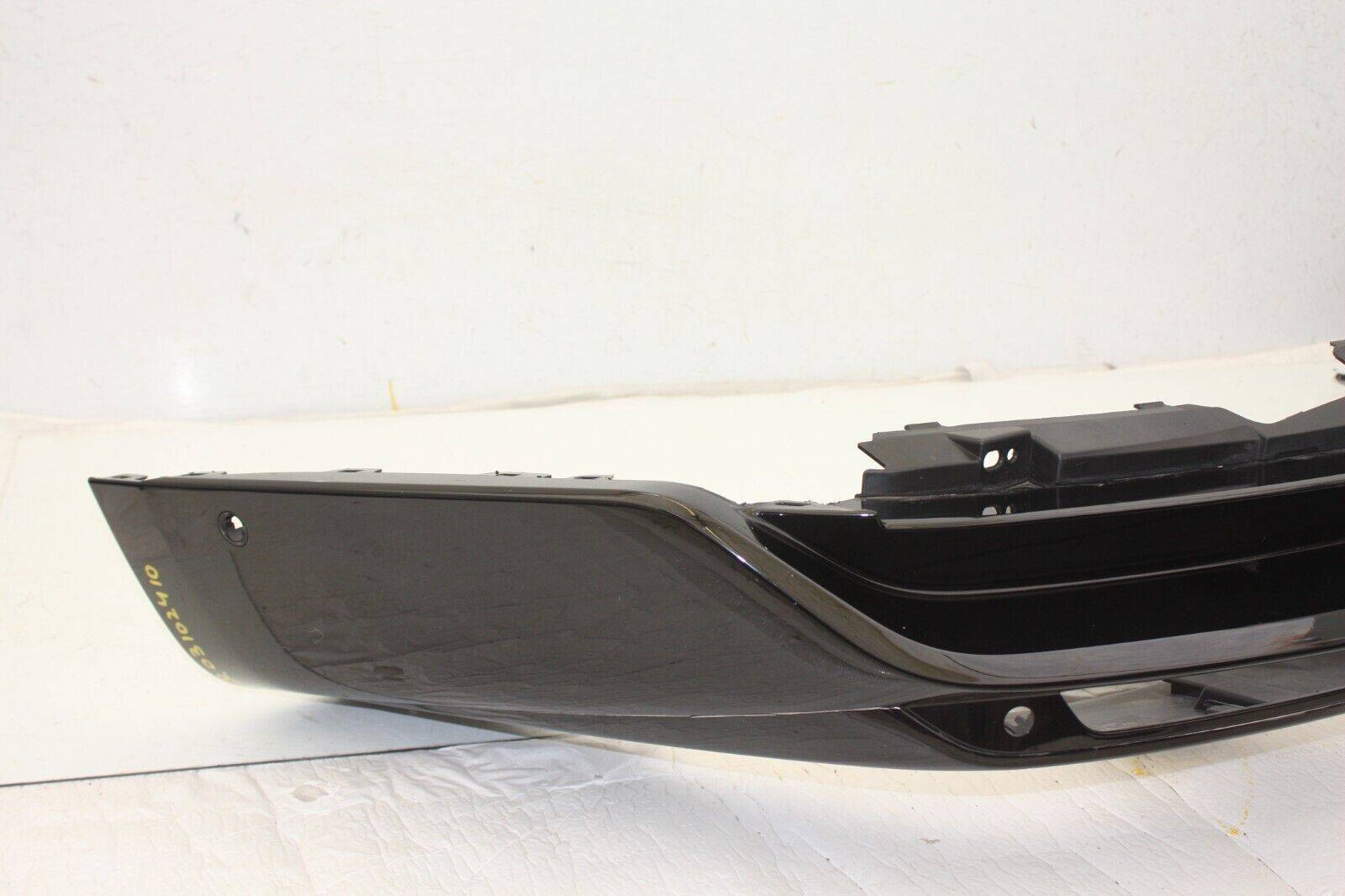 Range-Rover-Vogue-L460-Rear-Bumper-Genuine-DAMAGED-176609611886-10