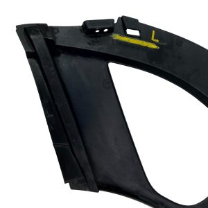 Range Rover Vogue L460 Rear Left Bumper Cover Trim 22 TO 25 M8E2-75019-B Genuine - Image 7