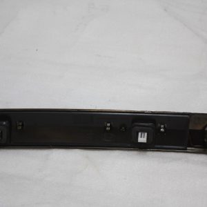 Range Rover Vogue L460 Rear Tailgate Moulding 2022 ON M8E2-404C42 Genuine - Image 12