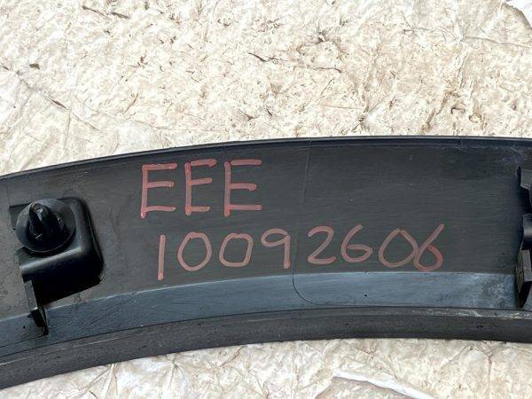 Renault Captur Front Right Wheel Arch Molding Trim 2019-2024 638127184R Genuine 17 Renault Captur Front Right Wheel Arch Molding Trim 2019 2024 638127184R Genuine 178508183636 18