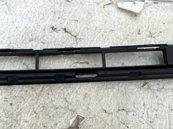 Renault Clio Mk3 Front Bumper Upper Radiator Grille 2009 2013 622565519R Genuine 178502054516 10
