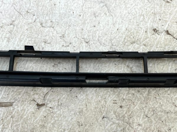Renault Clio Mk3 Front Bumper Upper Radiator Grille 2009 2013 622565519R Genuine 178502054516 9