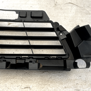 Renault Trafic Nissan Primastar NV300 Front Bumper Grille 622542075R Genuine 23 Renault Trafic Nissan Primastar NV300 Front Bumper Grille 622542075R Genuine - Image 11