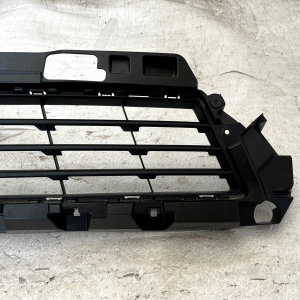 Renault Trafic Nissan Primastar NV300 Front Bumper Grille 622542075R Genuine 17 Renault Trafic Nissan Primastar NV300 Front Bumper Grille 622542075R Genuine - Image 5