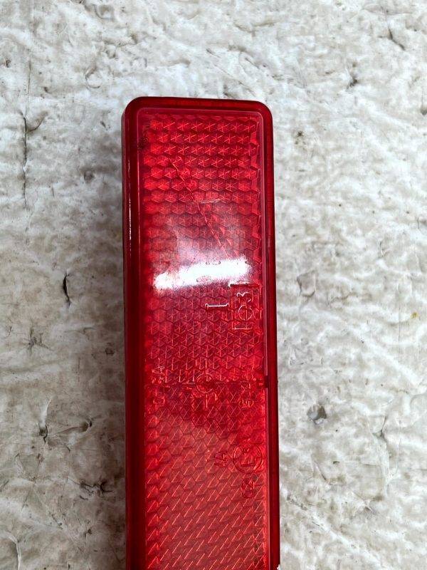 Renault Trafic Vauxhall Vivaro Rear Bumper Left Reflector 7700353184 Genuine 1 Renault Trafic Vauxhall Vivaro Rear Bumper Left Reflector 7700353184 Genuine 178234455106 2
