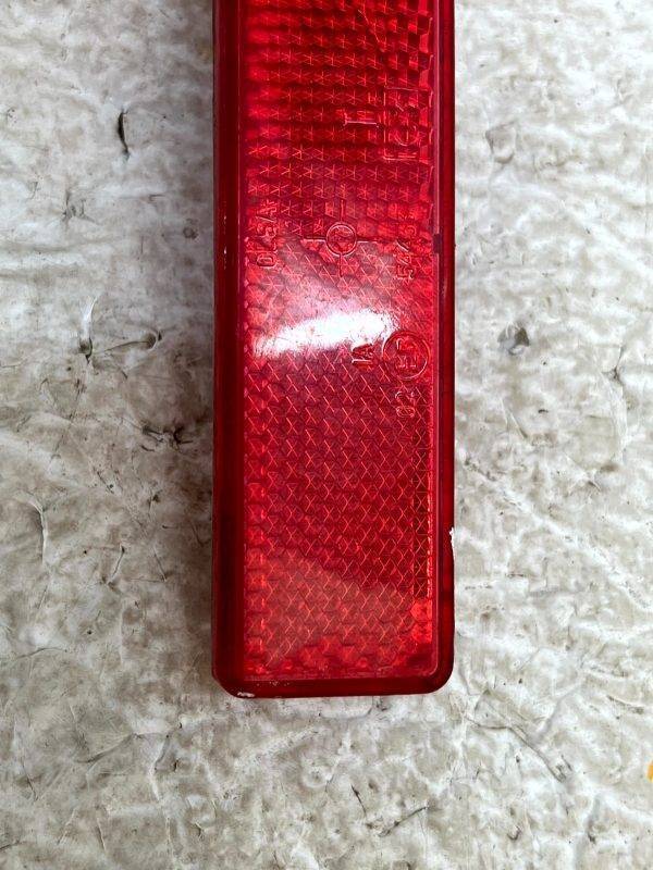 Renault Trafic Vauxhall Vivaro Rear Bumper Left Reflector 7700353184 Genuine 2 Renault Trafic Vauxhall Vivaro Rear Bumper Left Reflector 7700353184 Genuine 178234455106 3
