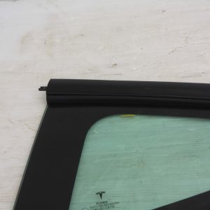 Tesla Model 3 Rear Left Door Quarter Window Glass 2019-2024 1514978-00 - Image 5