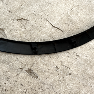 Tesla Model Y Front Right Wheel Arch Moulding 2021 TO 2025 1658692-00-A Genuine - Image 16