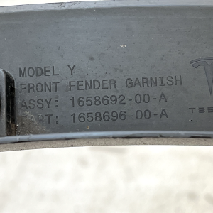 Tesla Model Y Front Right Wheel Arch Moulding 2021 TO 2025 1658692-00-A Genuine - Image 20