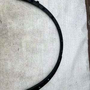 Tesla Model Y Rear Left Wheel Arch Trim 2022 TO 2025 1683861-00-A Genuine - Image 10