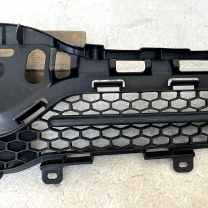Toyota Corolla Verso Front Bumper Grill 2007 TO 2009 53111-0F030 Genuine - Image 6