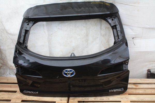 Toyota Corolla hybrid bootlid Tailgate 67149 02140 Genuine 178227372946