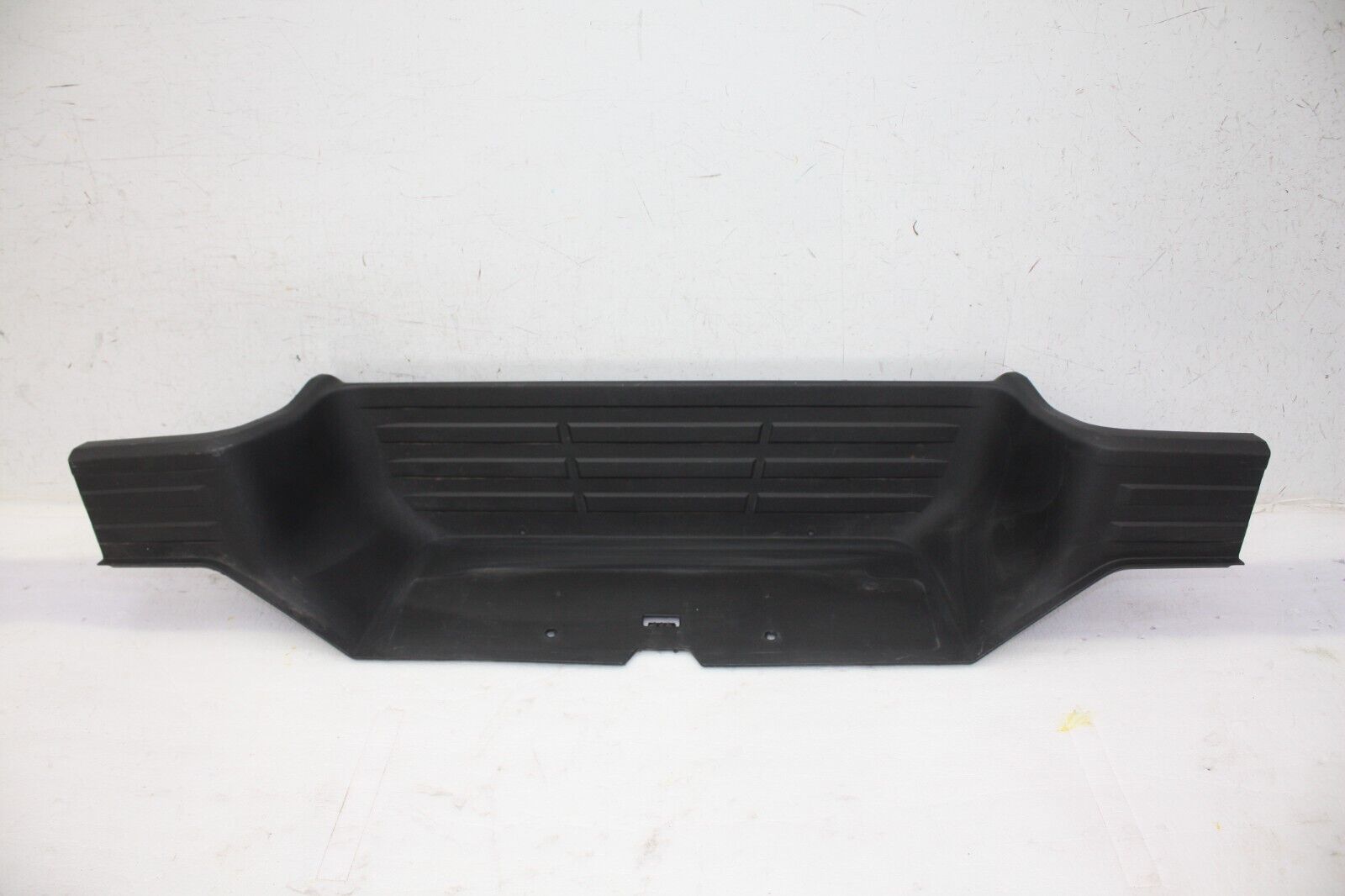 Toyota Hilux Rear Bumper Middle Section Step 2016 TO 2020 52159-0K301 Genuine