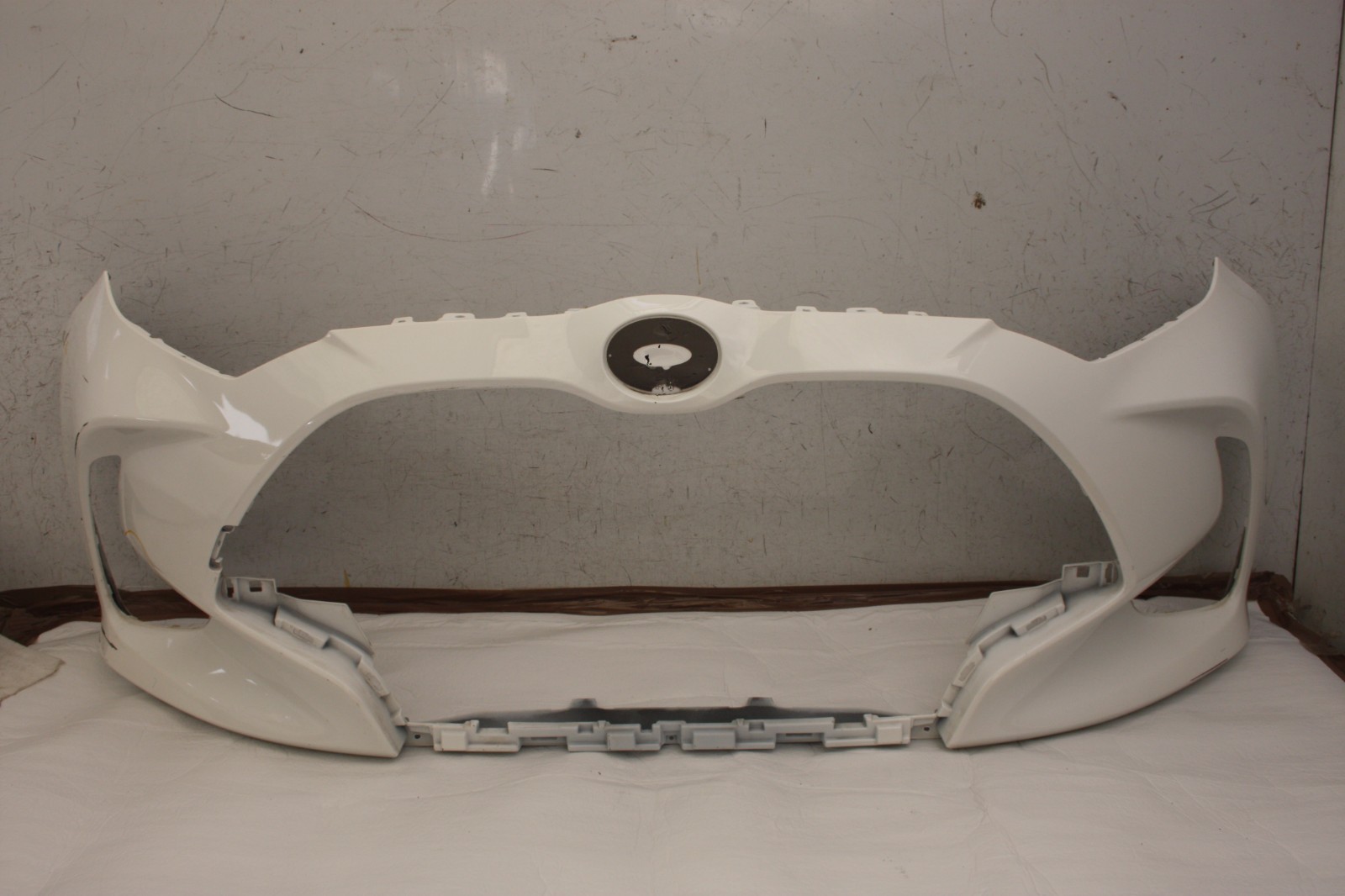 Toyota Yaris Front Bumper 2020 ON Genuine *DAMAGED*