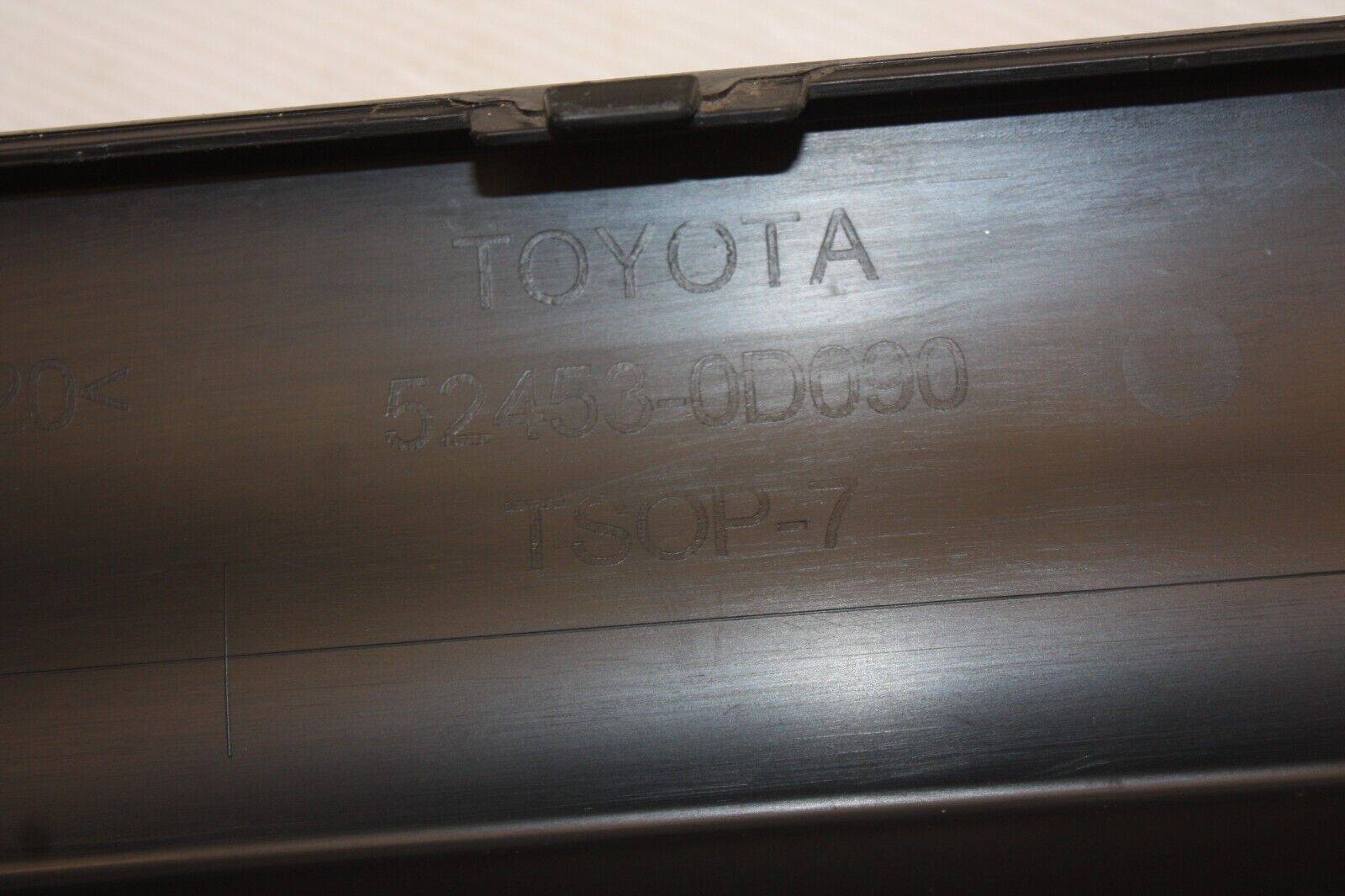 Toyota-Yaris-Rear-Bumper-Diffuser-2017-to-2020-52453-0D090-Genuine-175605700456-10
