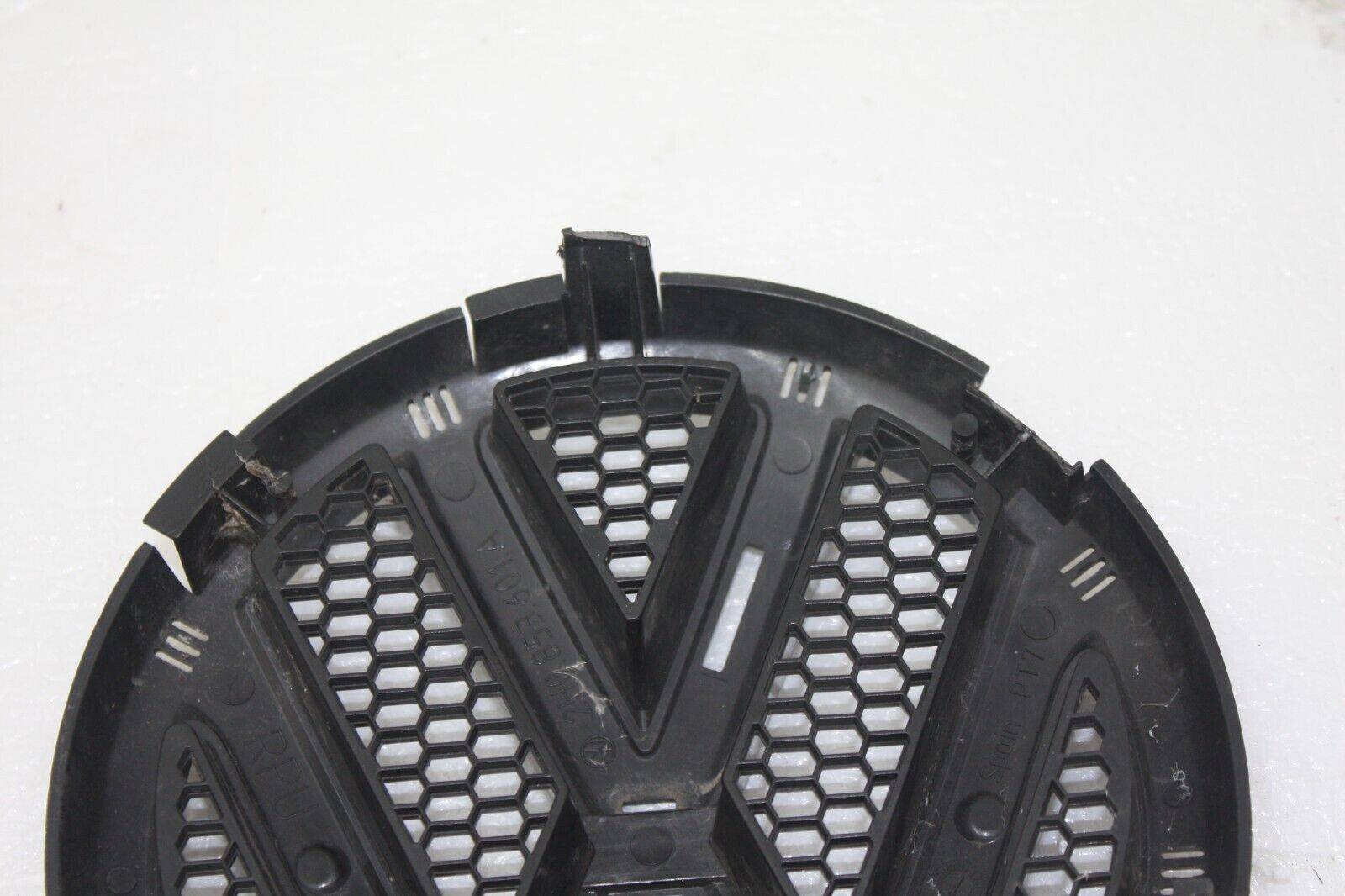 VW-Amarok-Front-Bumper-Grill-Badge-2H0853601A-Genuine-176650020886-5