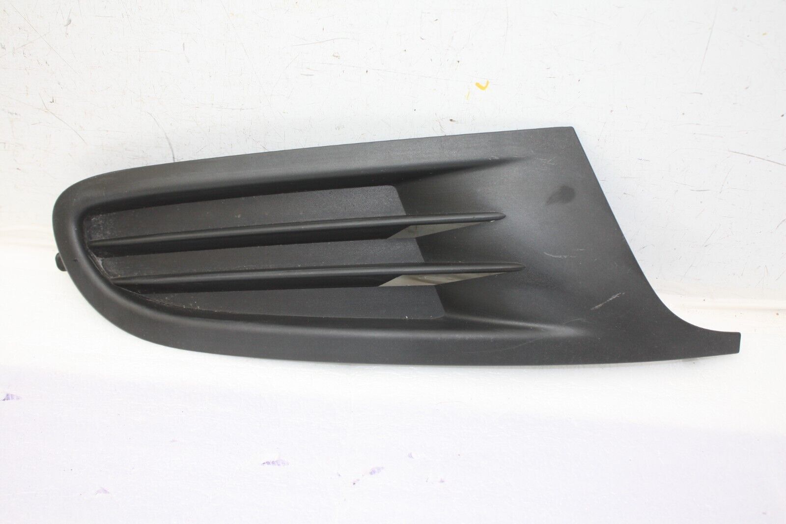 VW Golf Front Bumper Right Grill 2009 TO 2012 5K0853666A Genuine