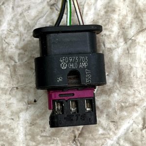 VW Golf Polo Parking Sensor Wiring Loom Harness Plug Connector 4F0973703 Genuine - Image 3